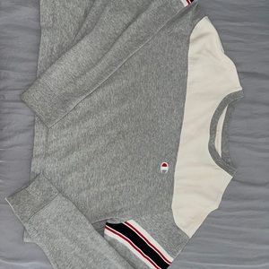 CHAMPION SWEATSHIRT